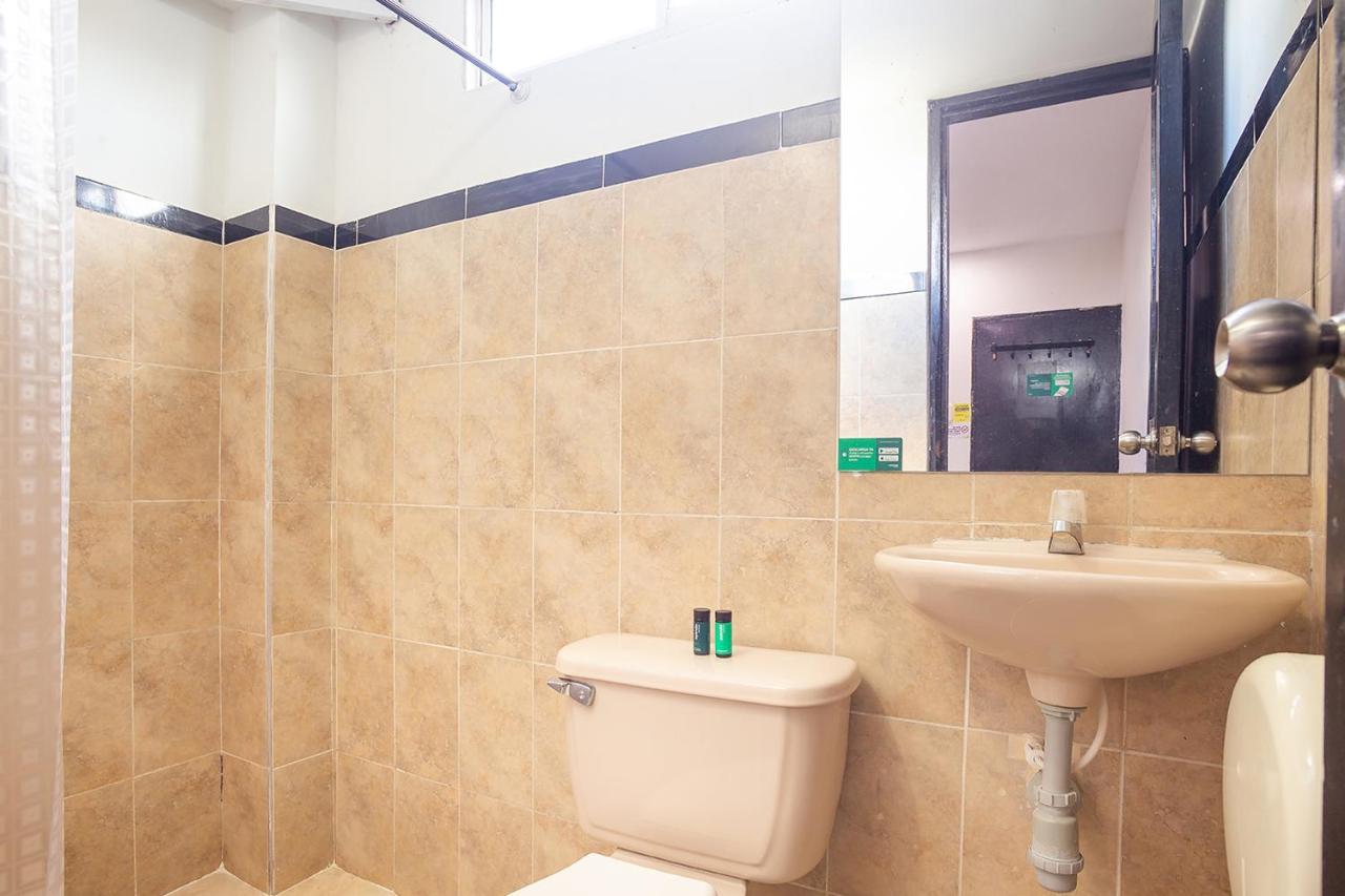 Ayenda Hotel Alejandria Монтерия Экстерьер фото