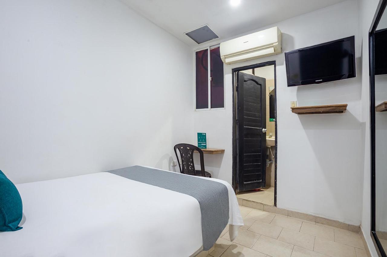 Ayenda Hotel Alejandria Монтерия Экстерьер фото